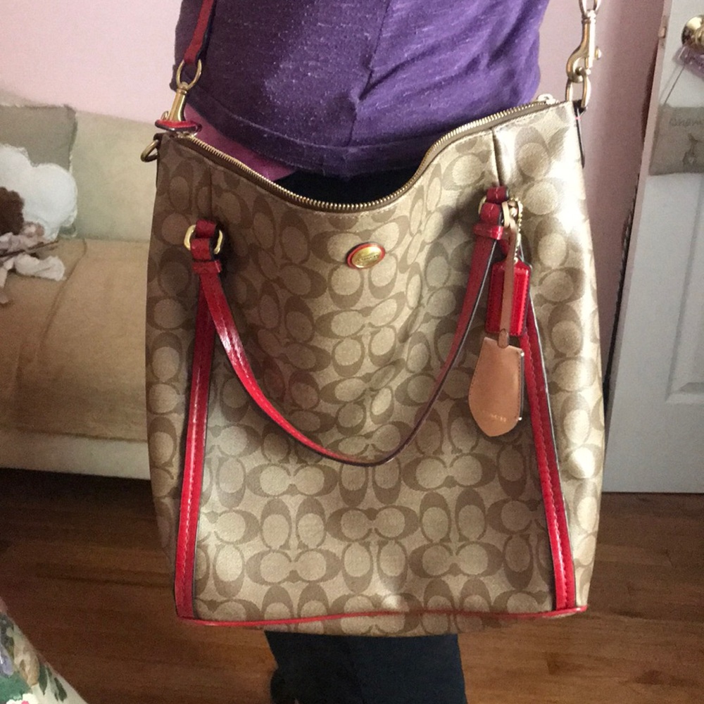 Coach Purse - Picture 3 of 3